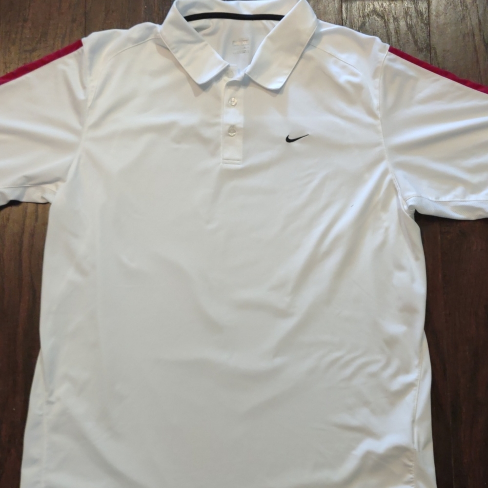 🌼Nike men's short sleeve polo  SZ XL